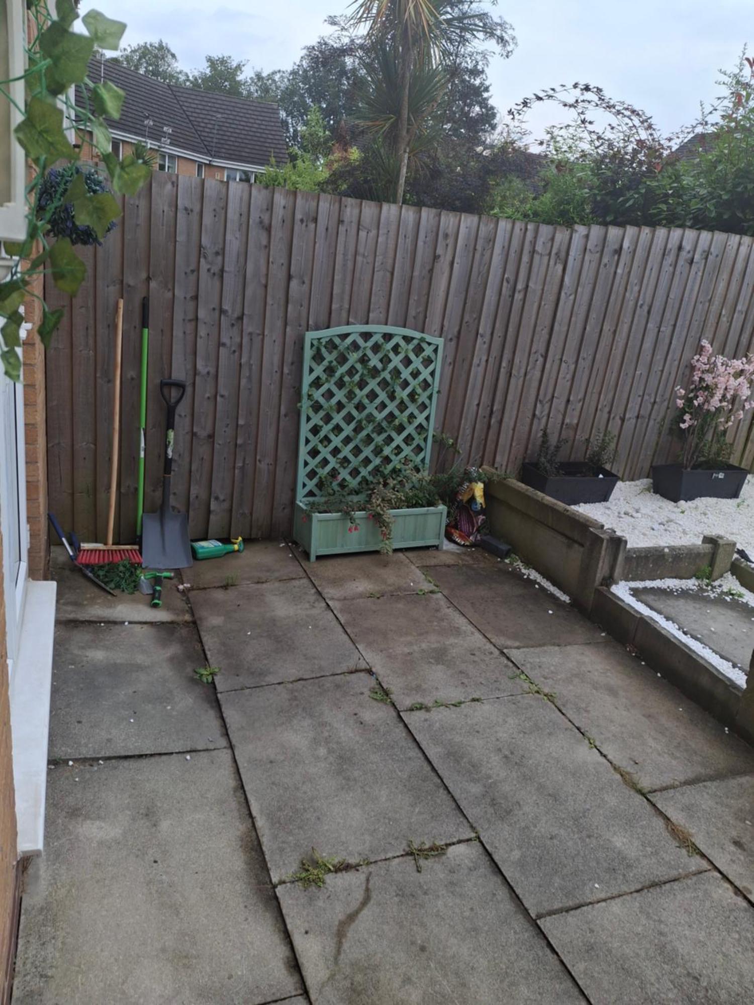 Cosy 4 Bed Townhouse *