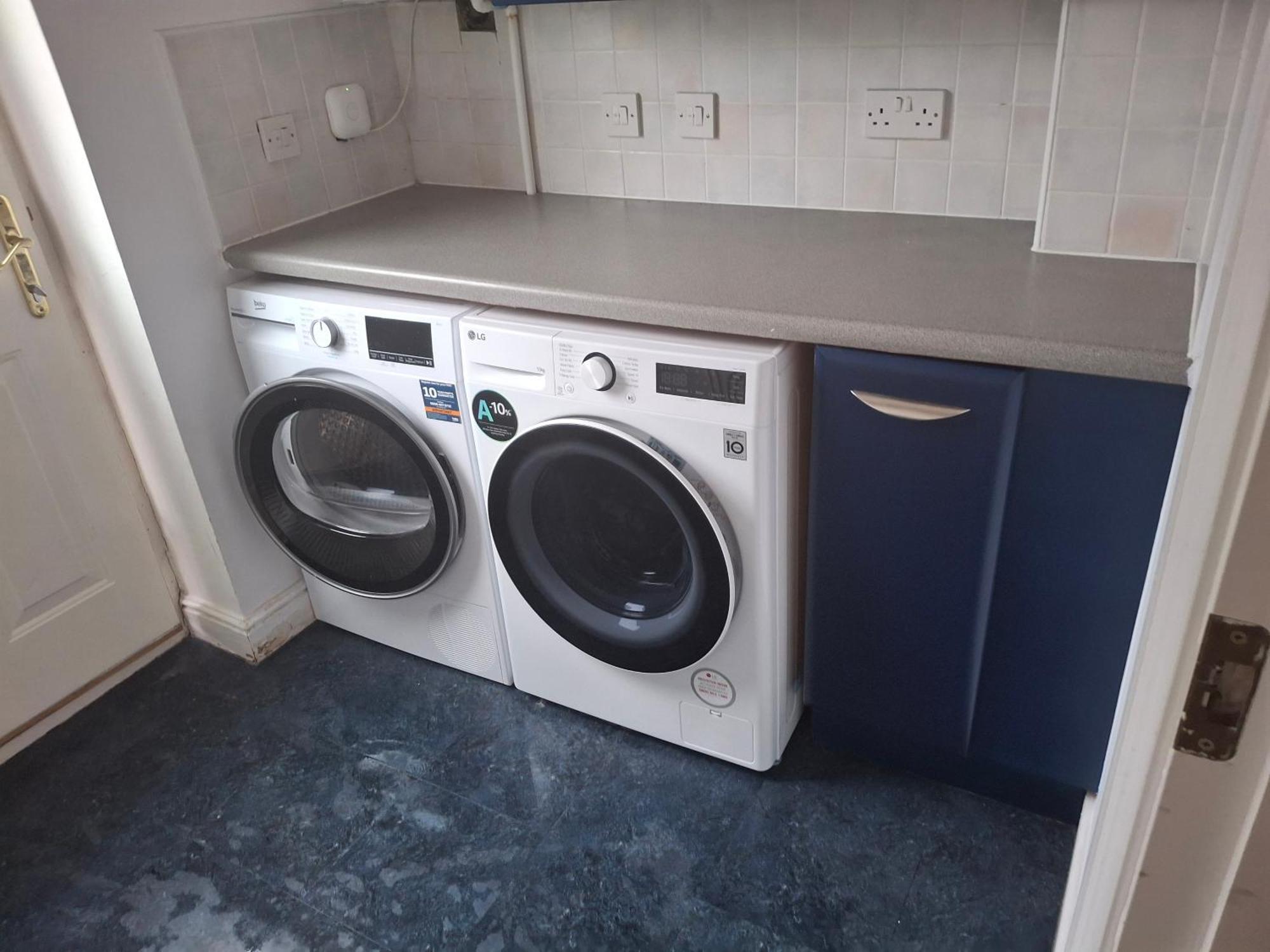 Cosy 4 Bed Townhouse * Manchester